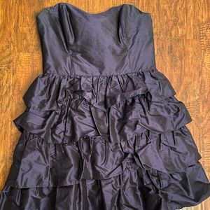 Cocktail dress with ruffles